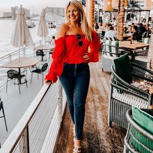 Meet your posher, Sydney ✨